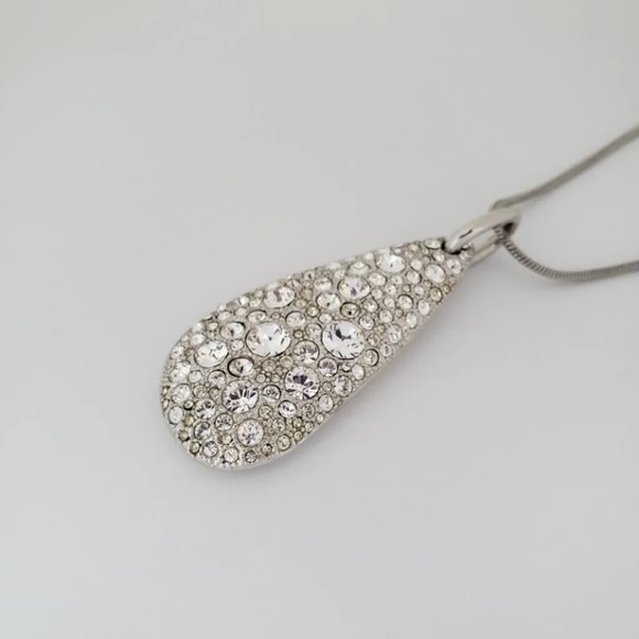 Vintage Nordstrom Crystal Pendant Necklace - Picture 3 of 5